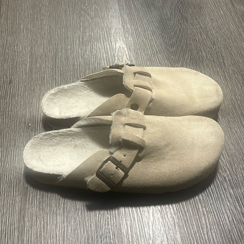 SOLD. Clogs - Picture 2 of 4